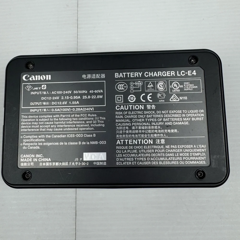 Canon LC-E4 Dual Battery Charger With Covers And Cord